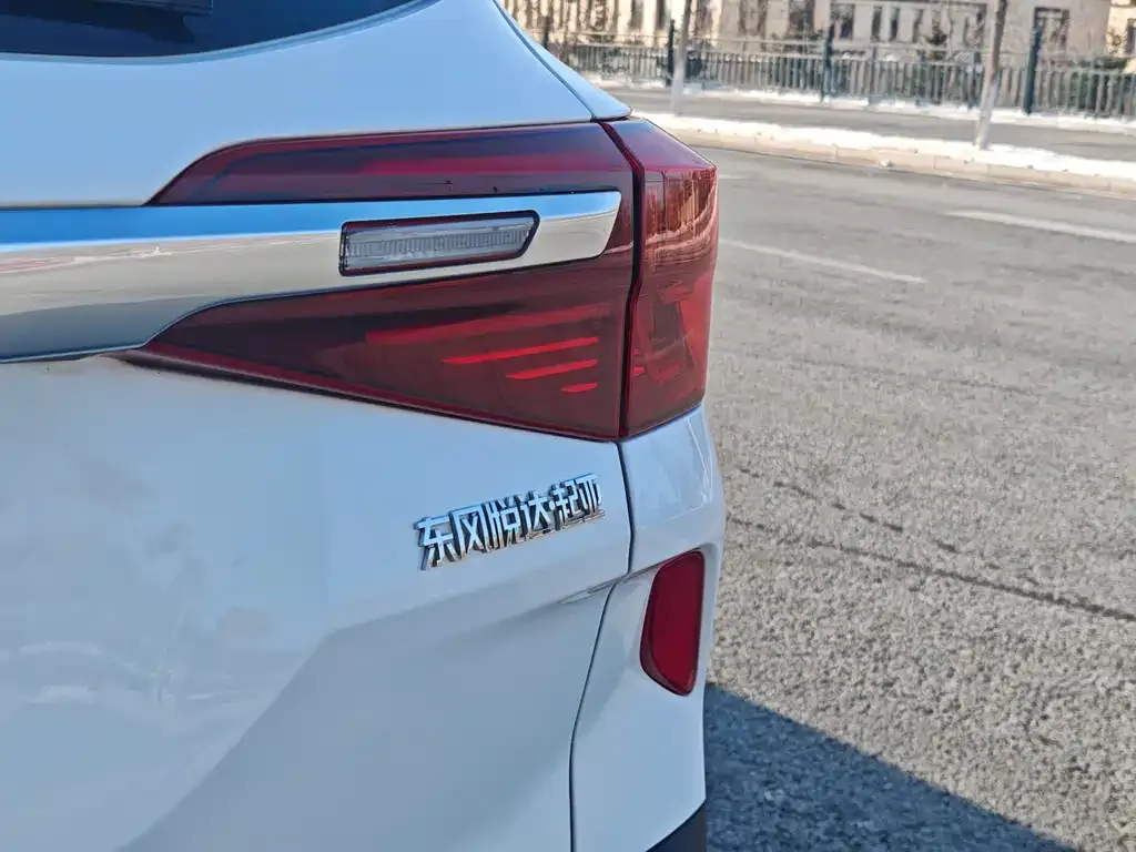 Kia KX3 — фото 4