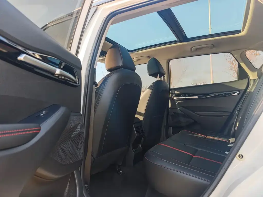 Kia KX3 — фото 3
