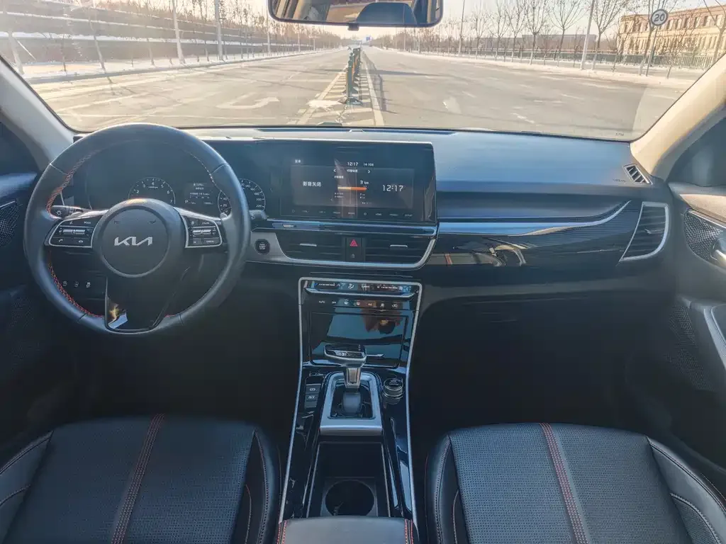 Kia KX3 — фото 10
