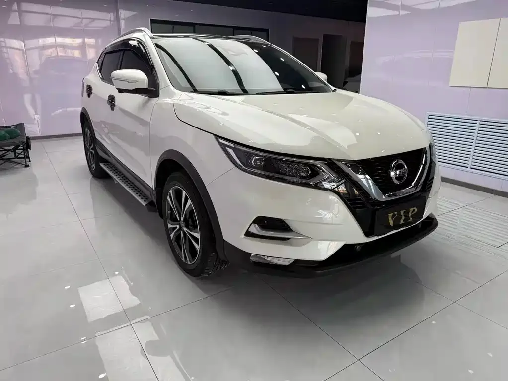 Nissan Qashqai — фото 9