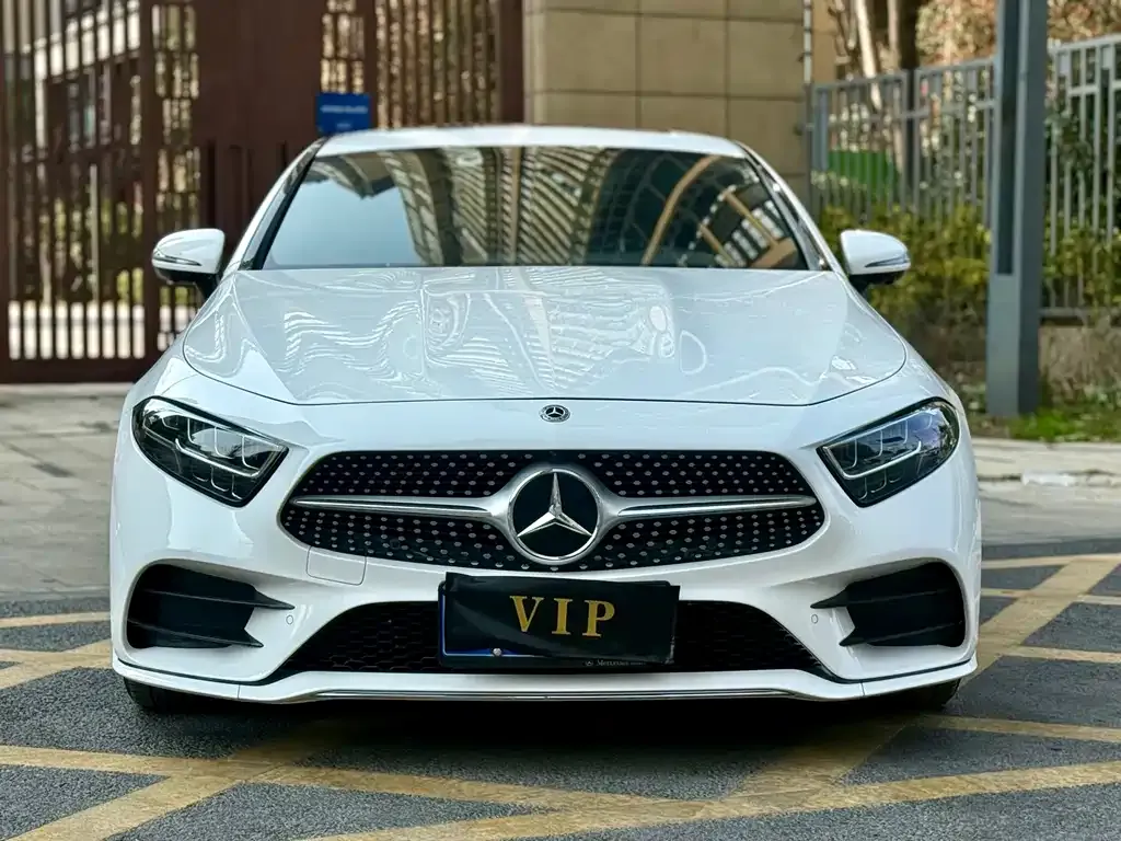 Mercedes-Benz CLS — фото 7