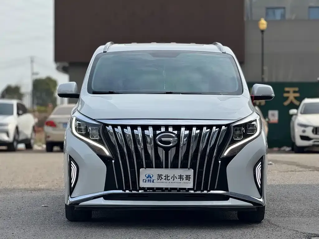 GAC Motor Trumpchi M8 — фото 1