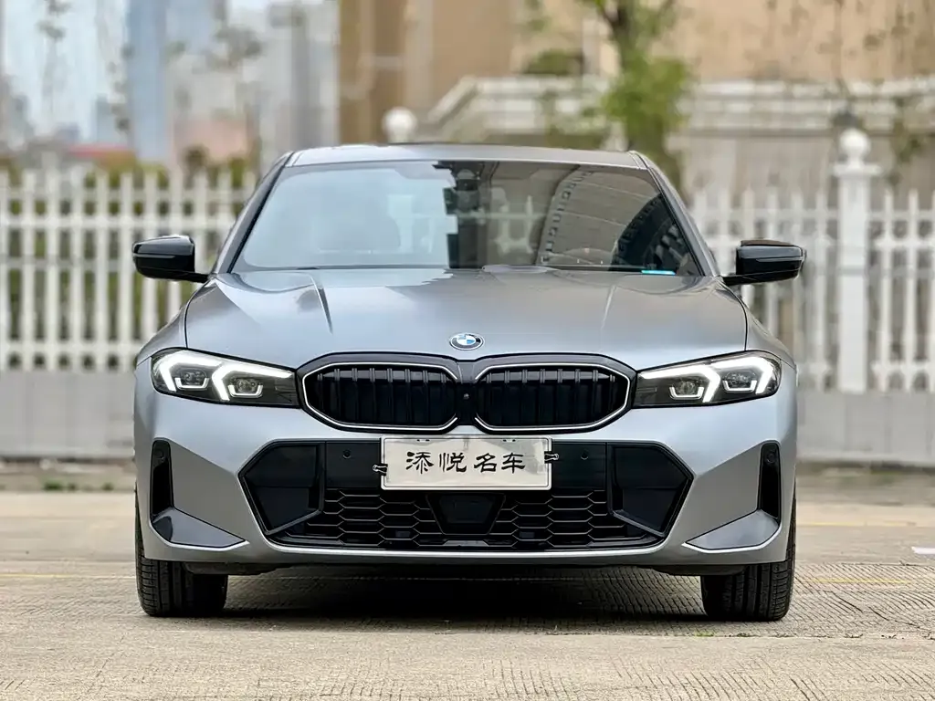 BMW 3 Series — фото 1