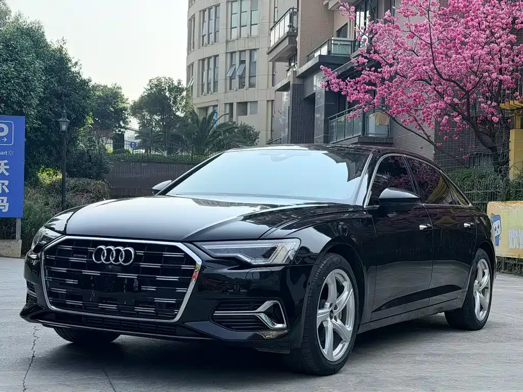 Audi A6L — фото 6