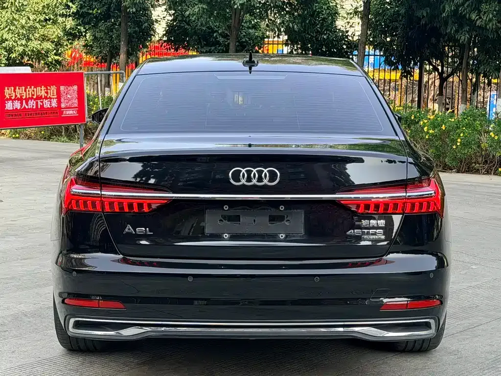 Audi A6L — фото 9