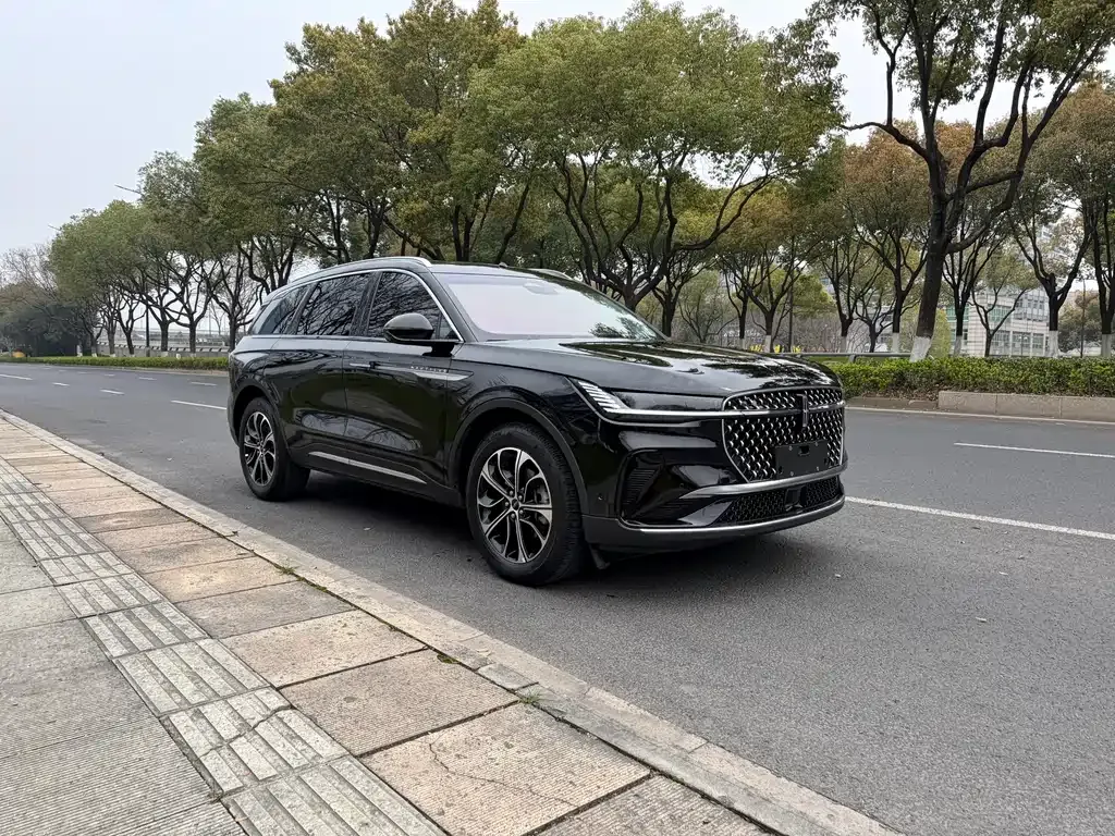 Lincoln Nautilus — фото 6