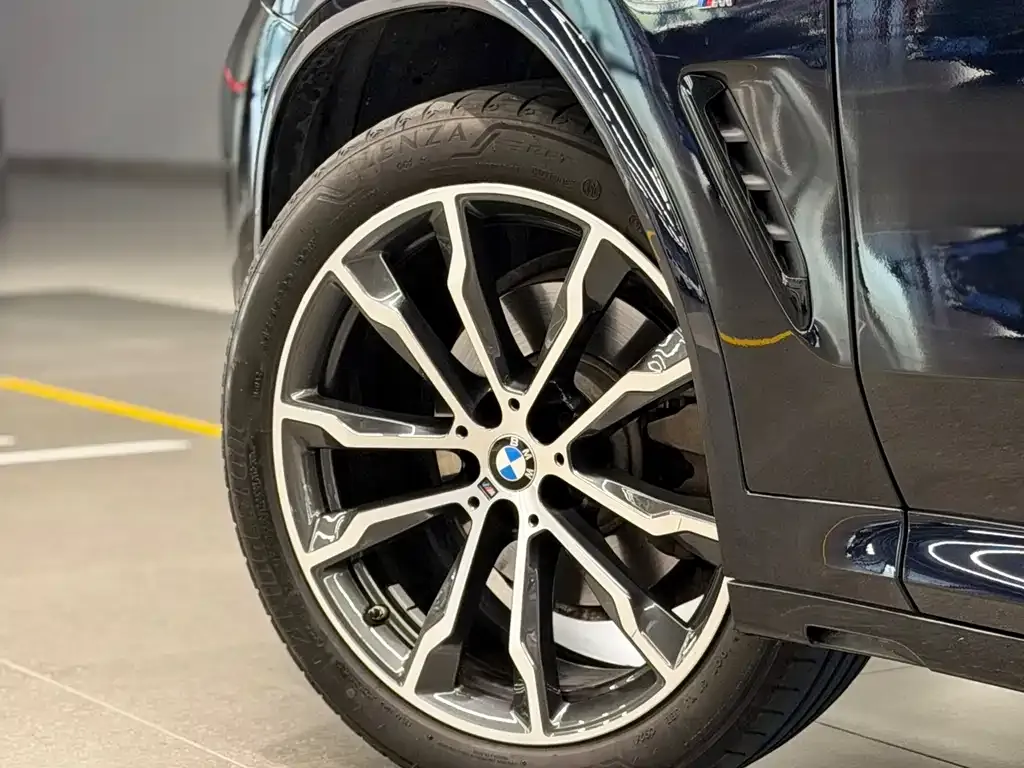 BMW X3 — фото 10