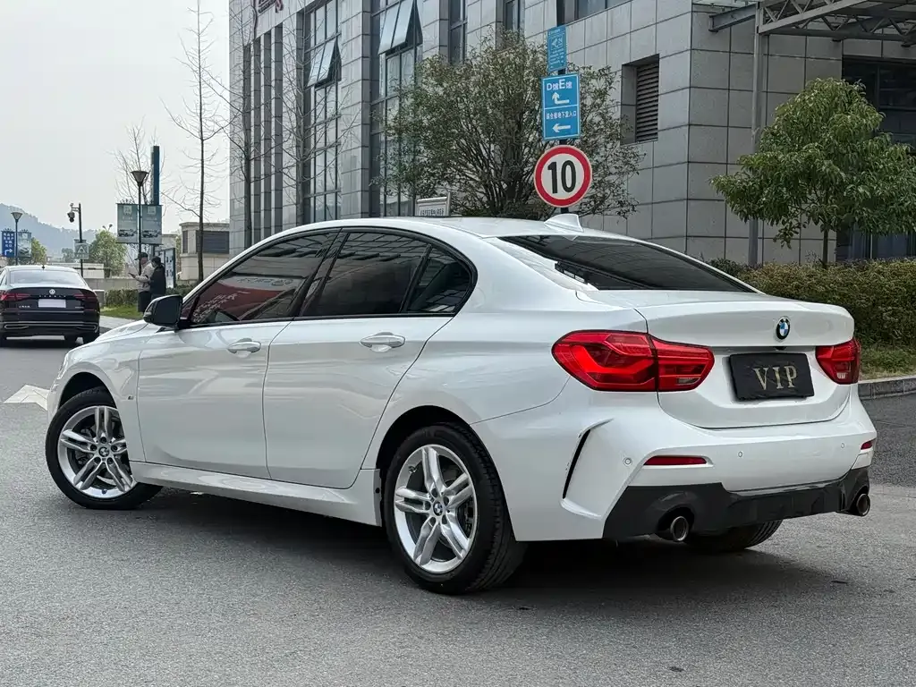 BMW 1 Series — фото 7
