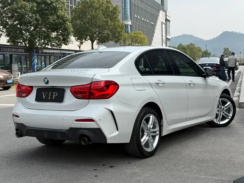 BMW 1 Series — фото 9