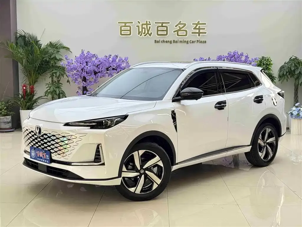 Changan CS55PLUS — фото 1