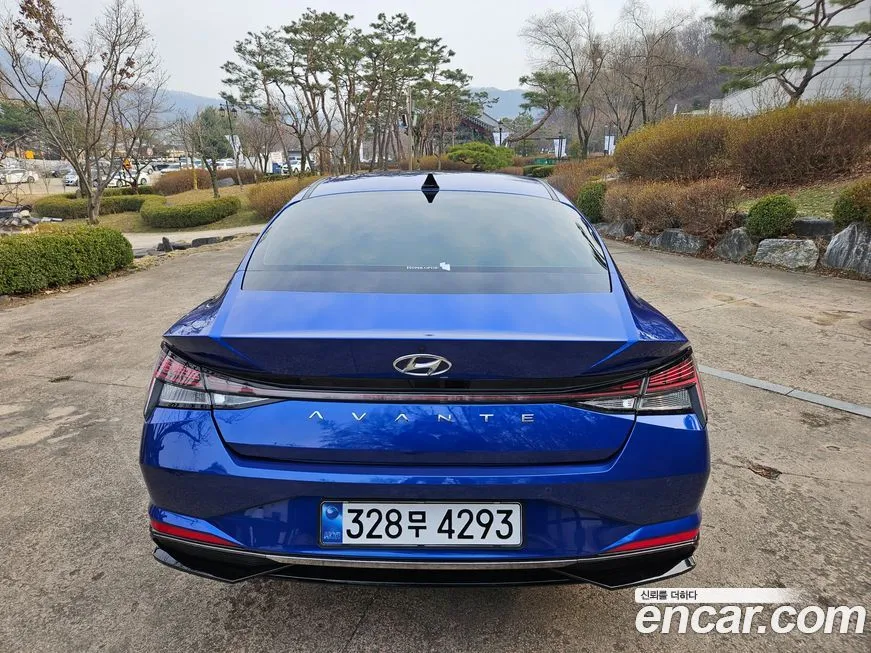 Hyundai AVANTE — фото 3