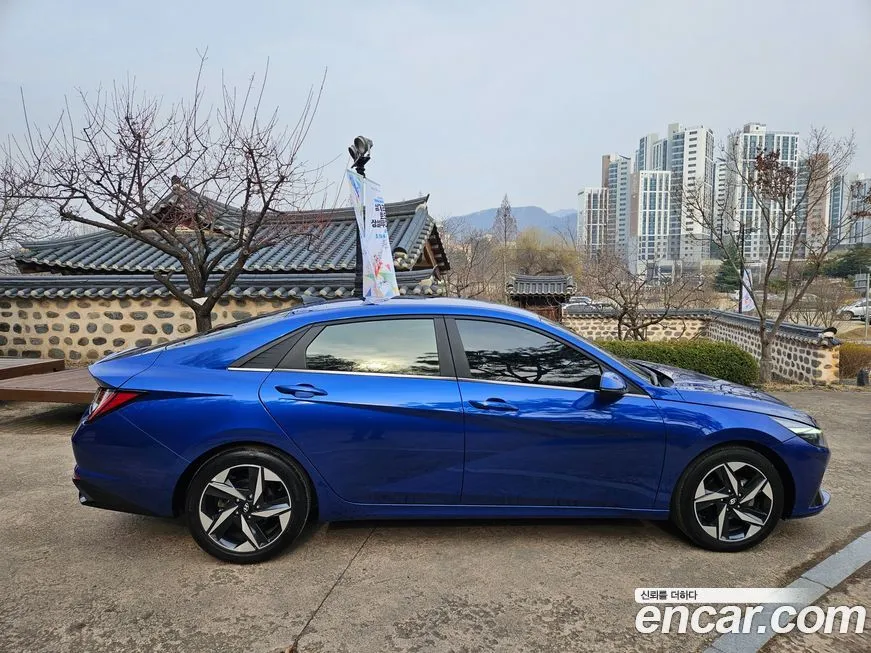 Hyundai AVANTE — фото 5