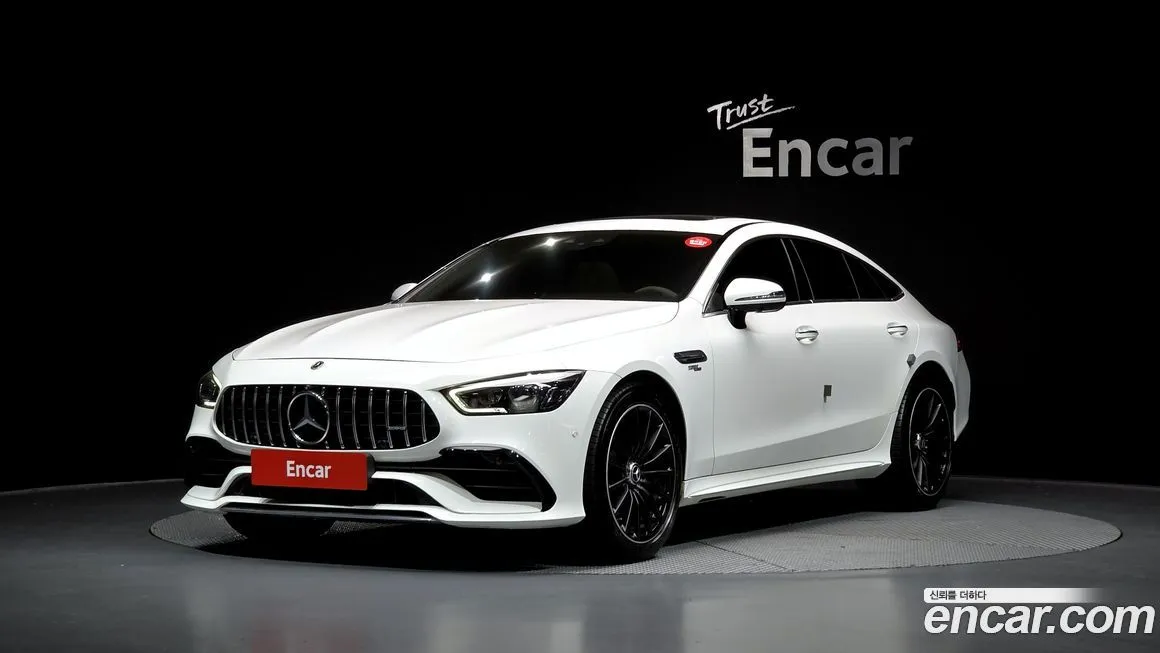 Mercedes-Benz AMG GT — фото 1
