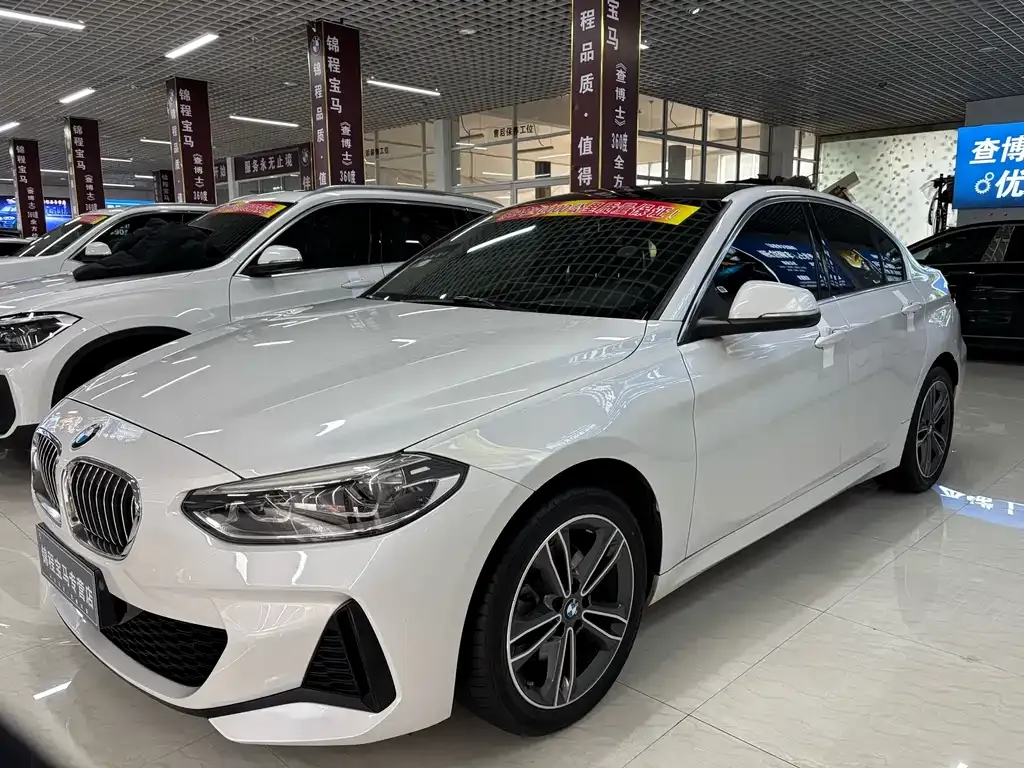 BMW 1 Series — фото 1