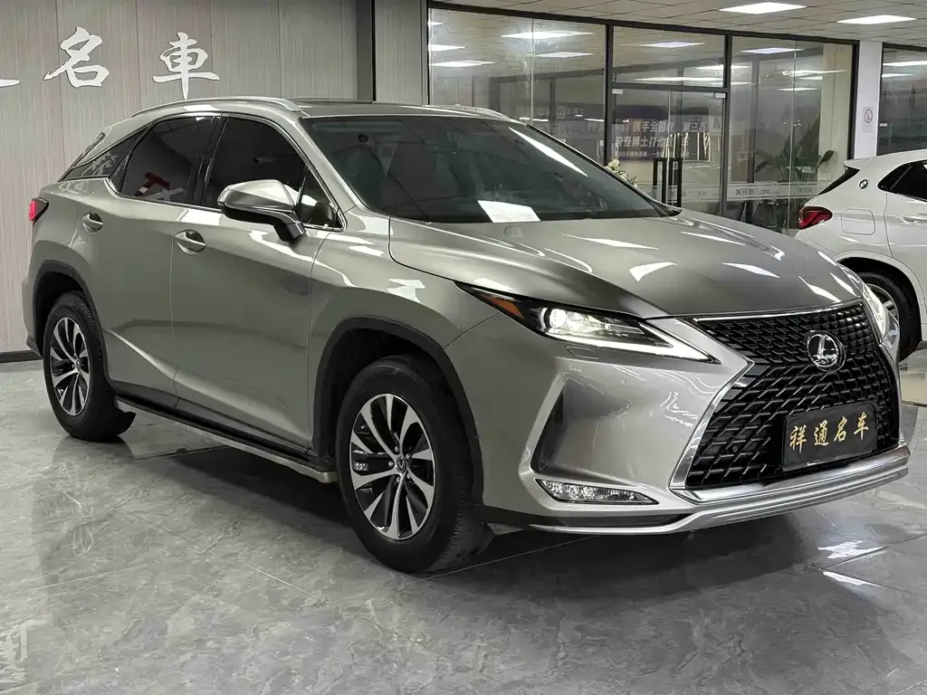Lexus RX — фото 5