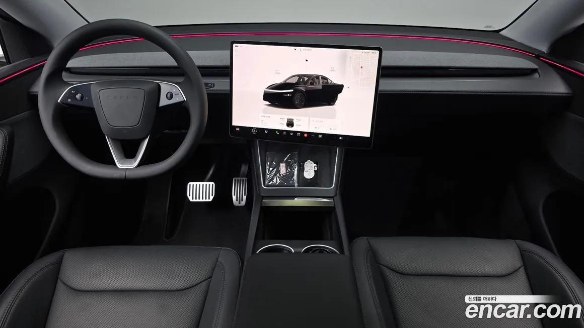 Tesla Model Y — фото 10