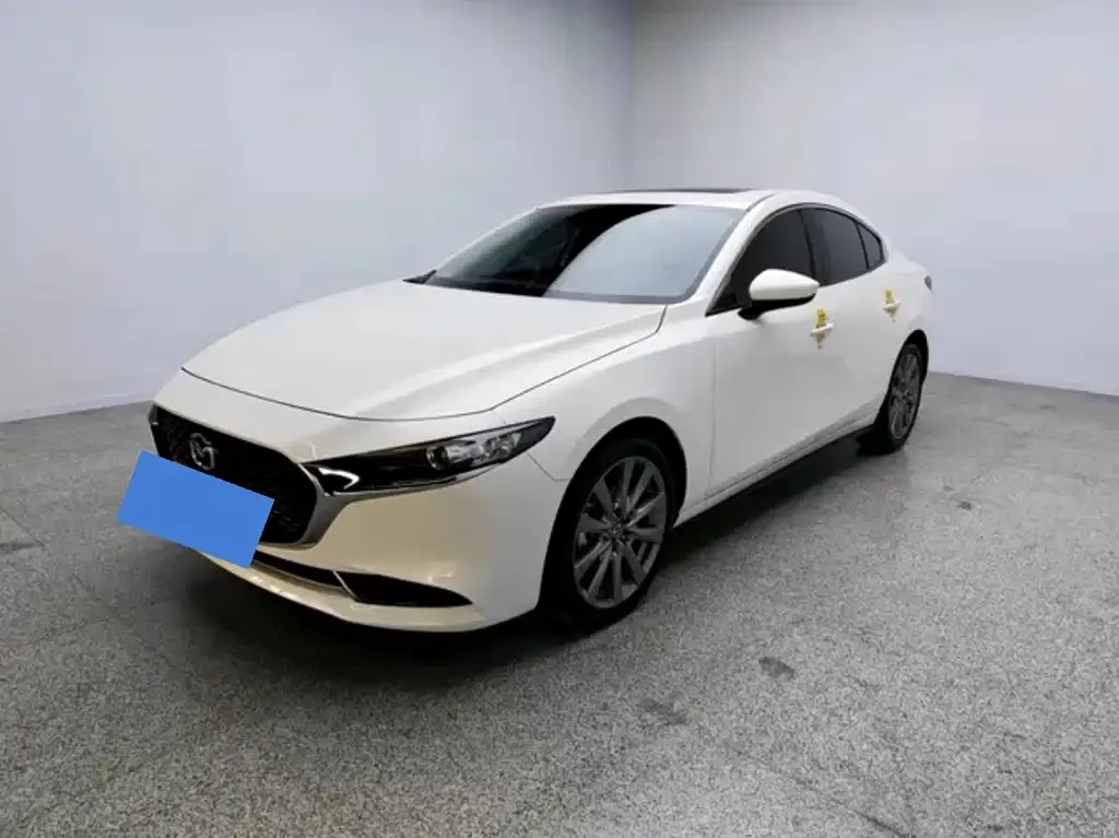 Mazda 3 Axela — фото 1