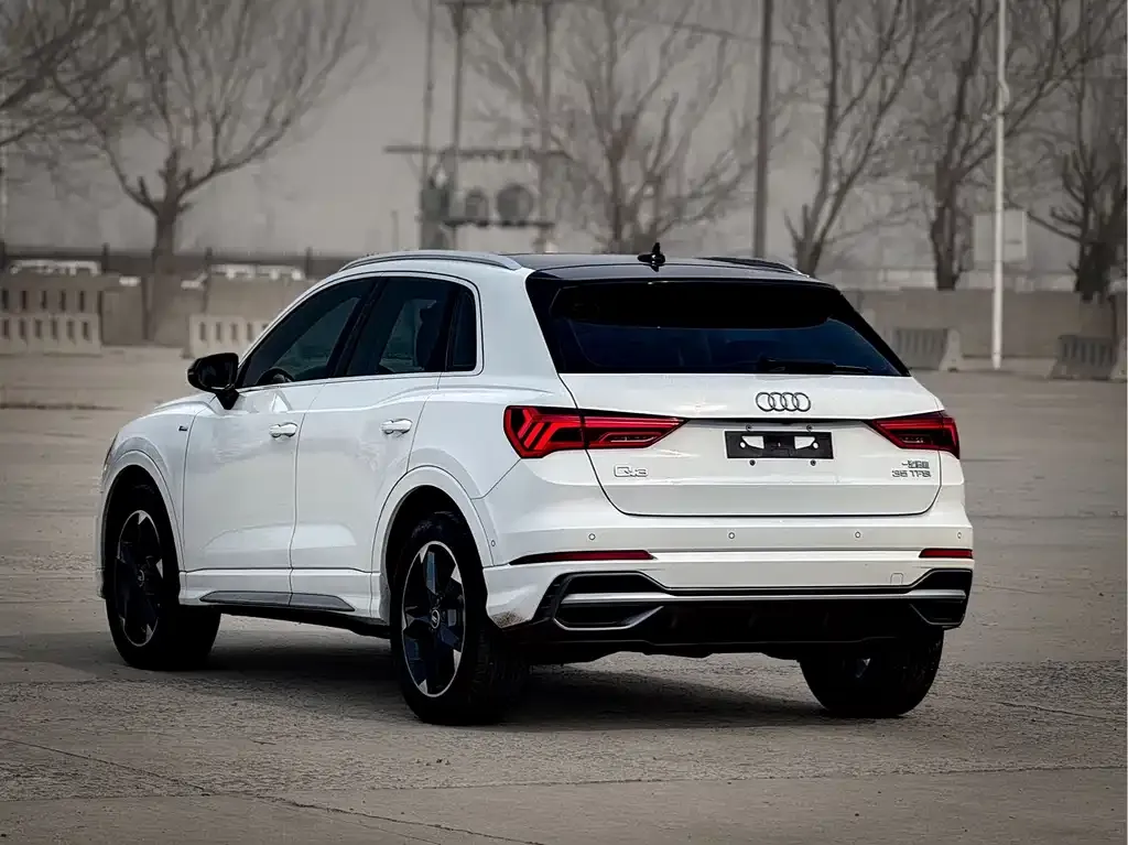Audi Q3 — фото 4