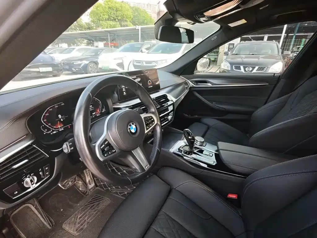 BMW 5 Series (Import) — фото 3