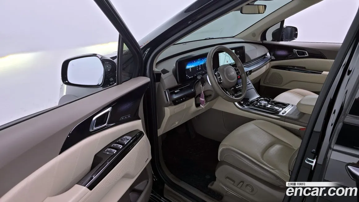 Kia Carnival — фото 5