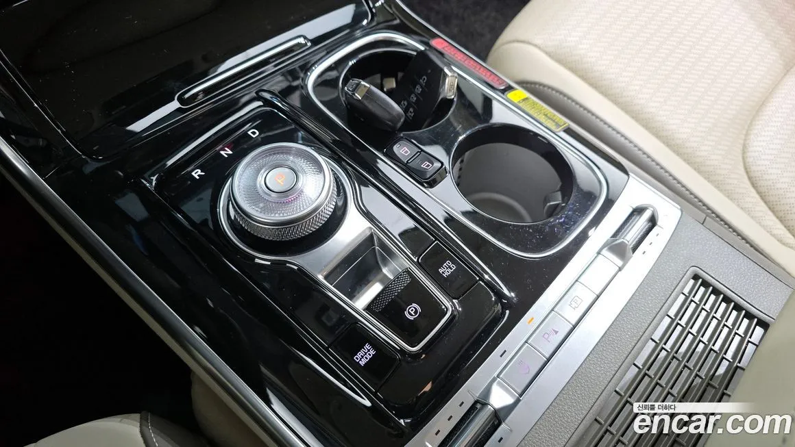 Kia Carnival — фото 6