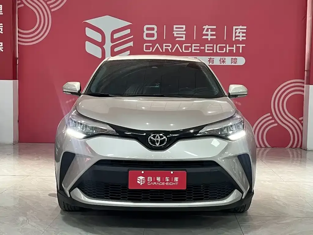 Toyota C-HR — фото 2