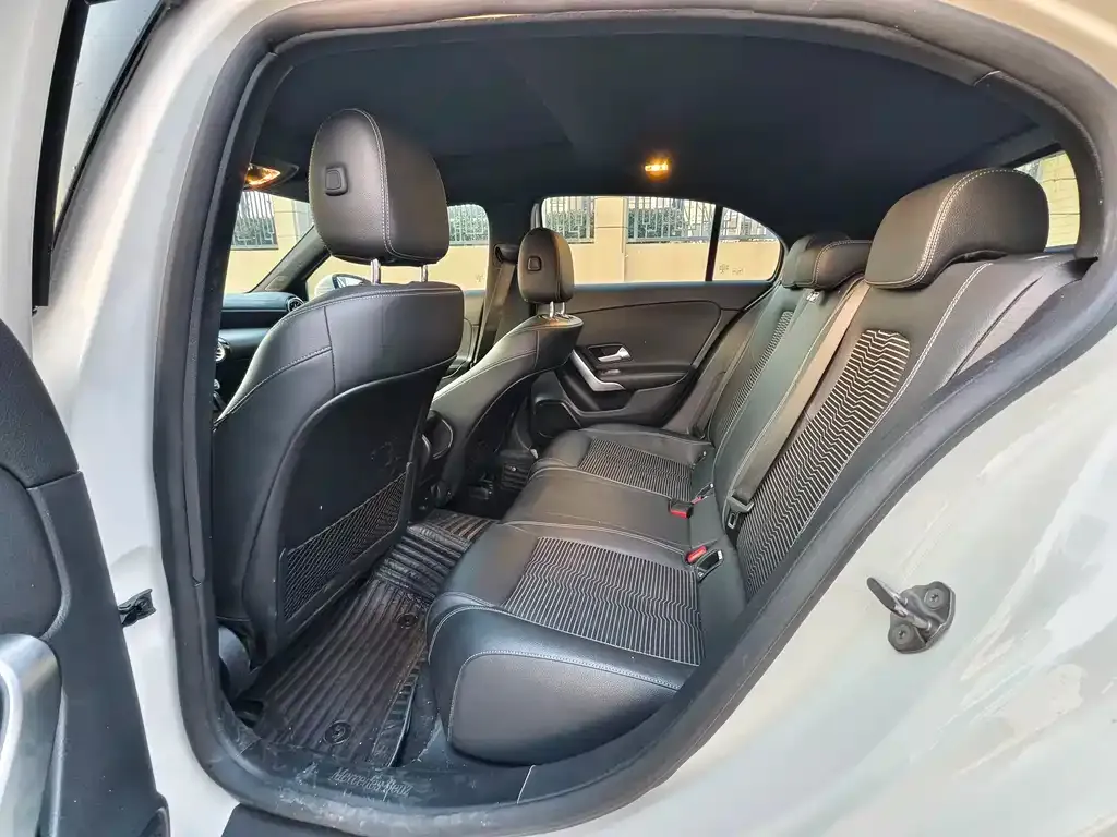 Mercedes-Benz A-Class (Import) — фото 2