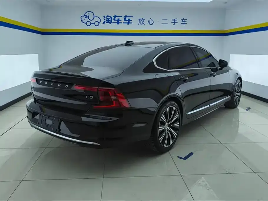 Volvo S90 — фото 3