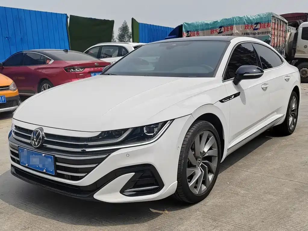Volkswagen CC — фото 1
