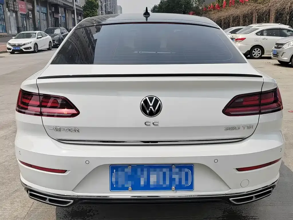 Volkswagen CC — фото 4