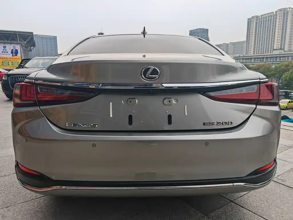 Lexus ES — фото 2