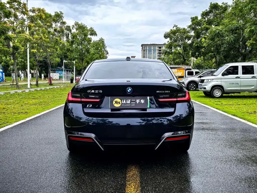 BMW i3 — фото 7