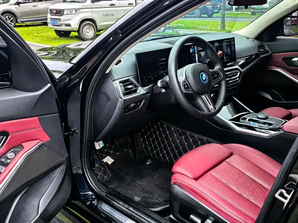 BMW i3 — фото 5