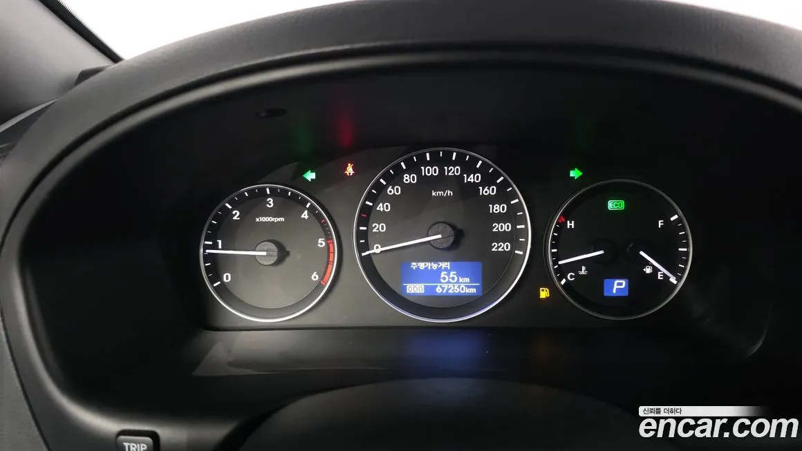 Hyundai Starex — фото 10