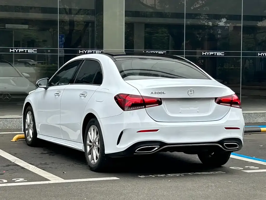 Mercedes-Benz A-Class — фото 7