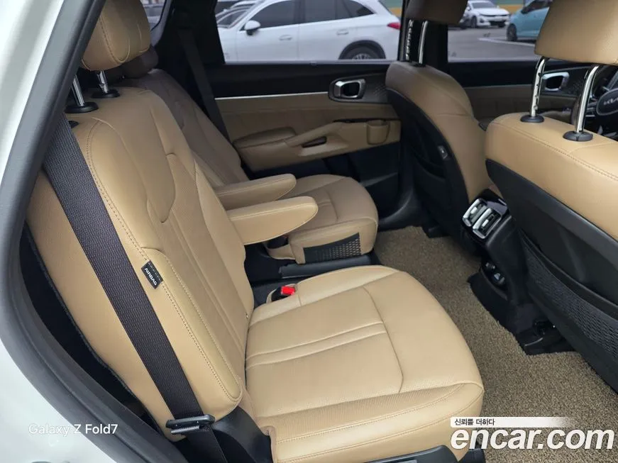 Kia Sorento — фото 3