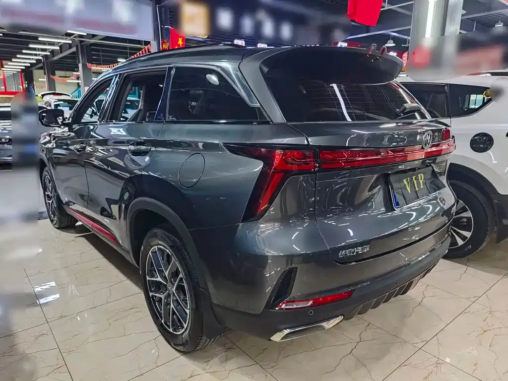 Changan CS75PLUS — фото 3