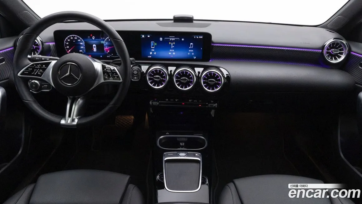 Mercedes-Benz A-Class — фото 10