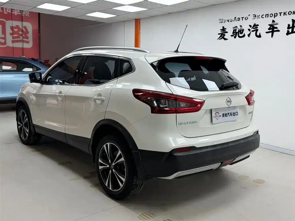 Nissan Qashqai — фото 5