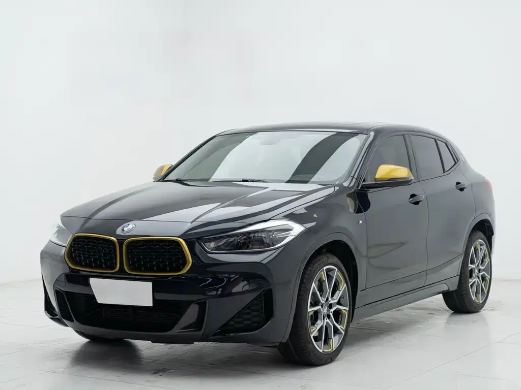 BMW X2 — фото 1