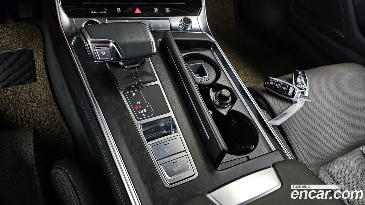 Audi A7 — фото 9