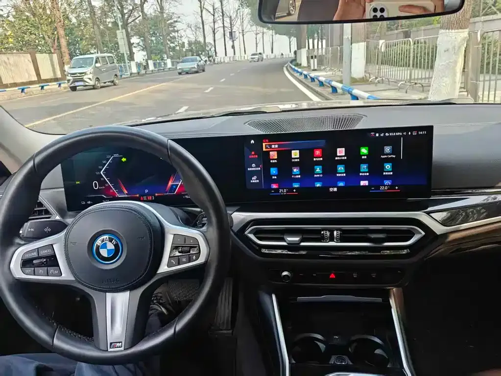 BMW i3 — фото 2