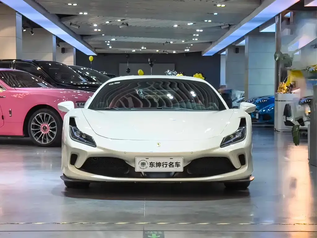 Ferrari F8 — фото 4