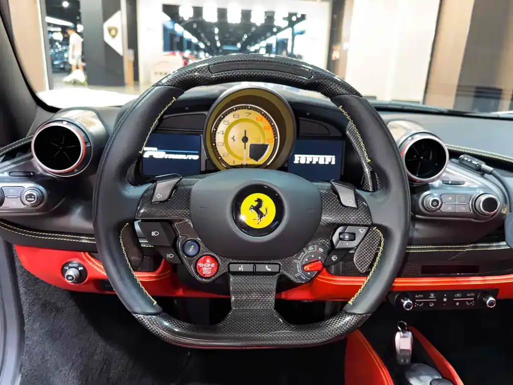 Ferrari F8 — фото 2