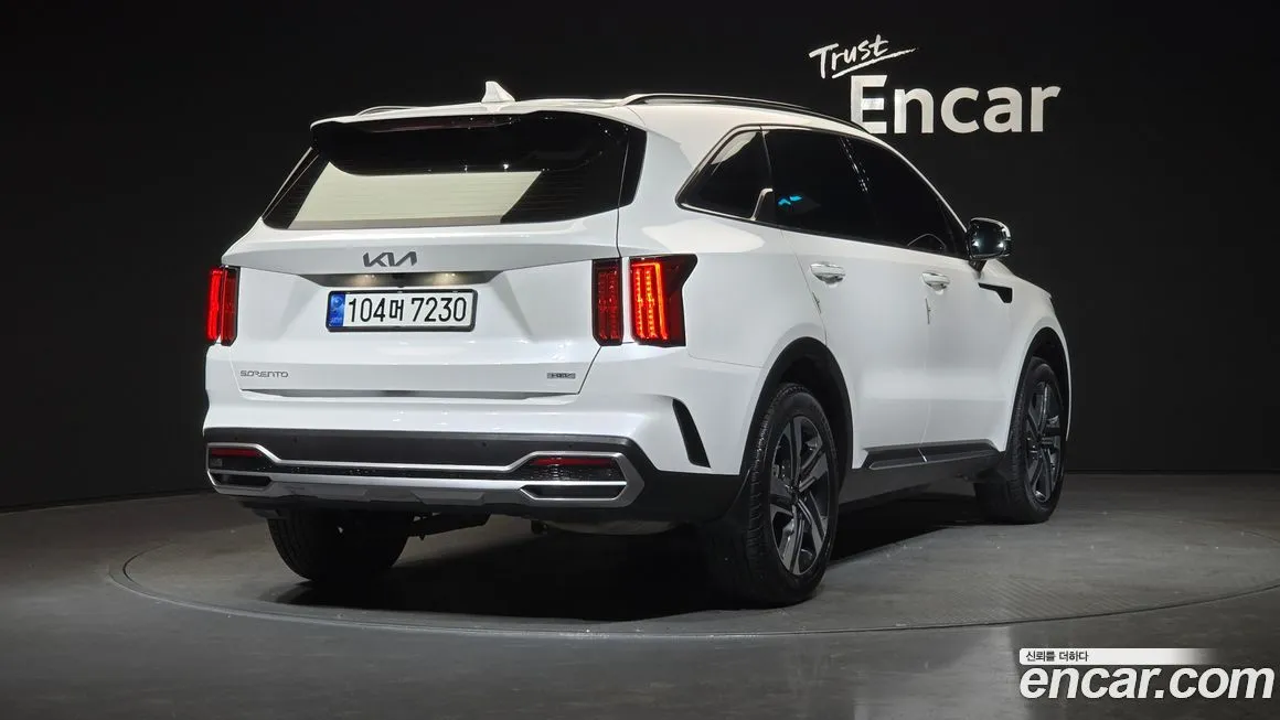 Kia Sorento — фото 6