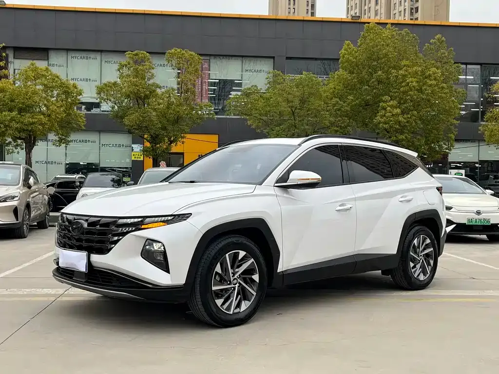 Hyundai Tucson — фото 5
