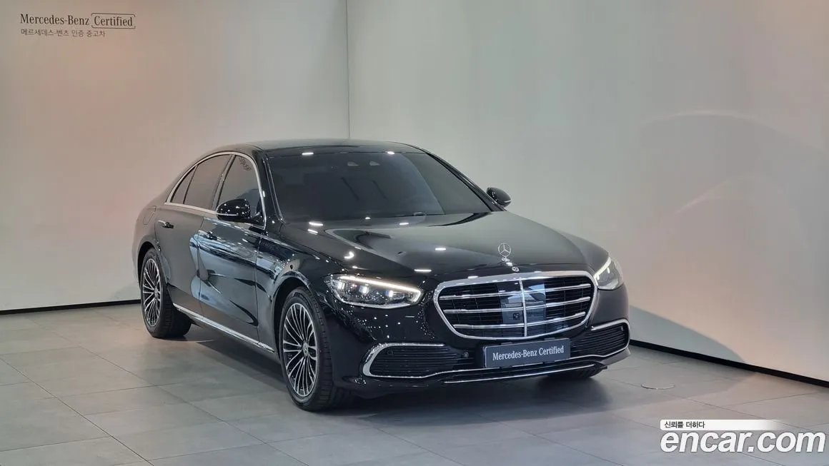 Mercedes-Benz S-Class — фото 1