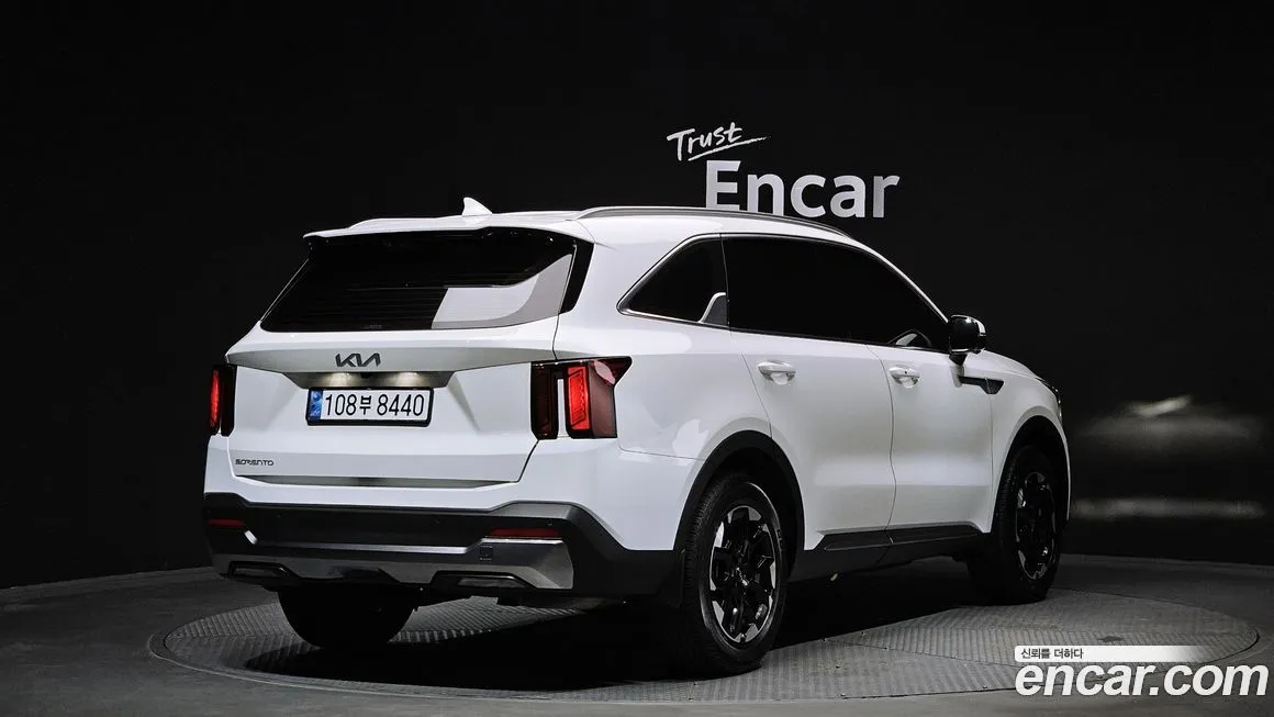 Kia Sorento — фото 3