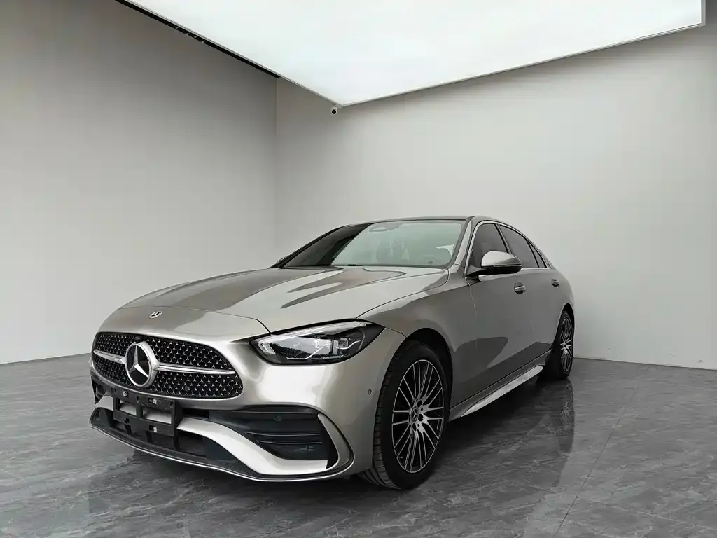 Mercedes-Benz C-Class — фото 1