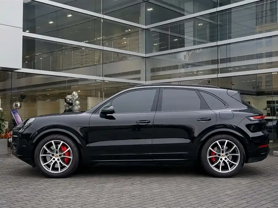 Porsche Cayenne Hybrid — фото 9